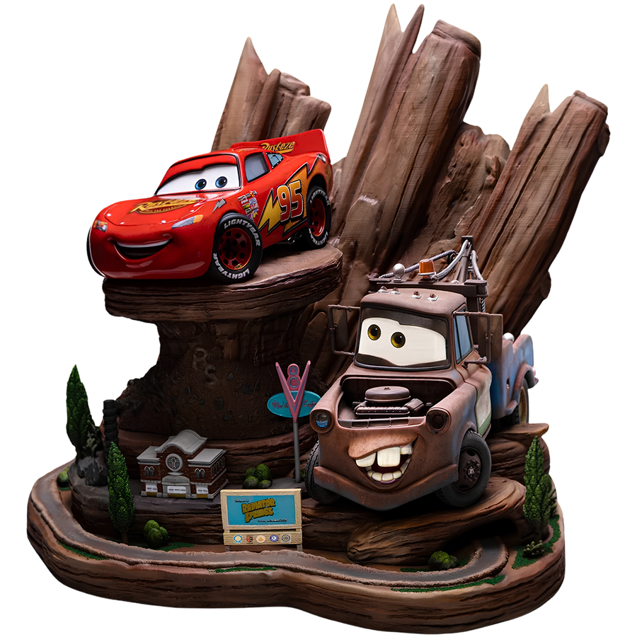 Disney Cars: Lightning Mcqueen and Tow Mater DSNEY113924-10 - Art Scale 1/10 Statue (PREORDER)
