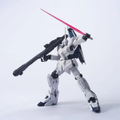 Mobile Suit Gundam Unicorn: HGUC 101 Unicorn Gundam (Unicorn Mode) - 1/144 Scale Model Kit