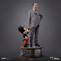 Disney: Walt Disney & Mickey Mouse DSNEY145526-14 - Legacy Replica 1/4 Statue (PREORDER)
