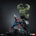 Marvel Studios: Spider-Man: Brand New Day - Spider-Man vs Hulk MARCAS143426-10 - Art Scale 1/10 Statue (PREORDER)