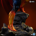 DC Comics: Absolute Superman DCCDCG133725-10 - Art Scale 1/10 Statue (PREORDER)