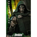 Marvel Studios: Avengers - Doctor Doom: Doctor Doom MMS906 - 1/6th Scale Collectible Figure (Collector Edition) (PREORDER)
