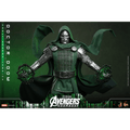 Marvel Studios: Avengers - Doctor Doom: Doctor Doom MMS906 - 1/6th Scale Collectible Figure (Collector Edition) (PREORDER)